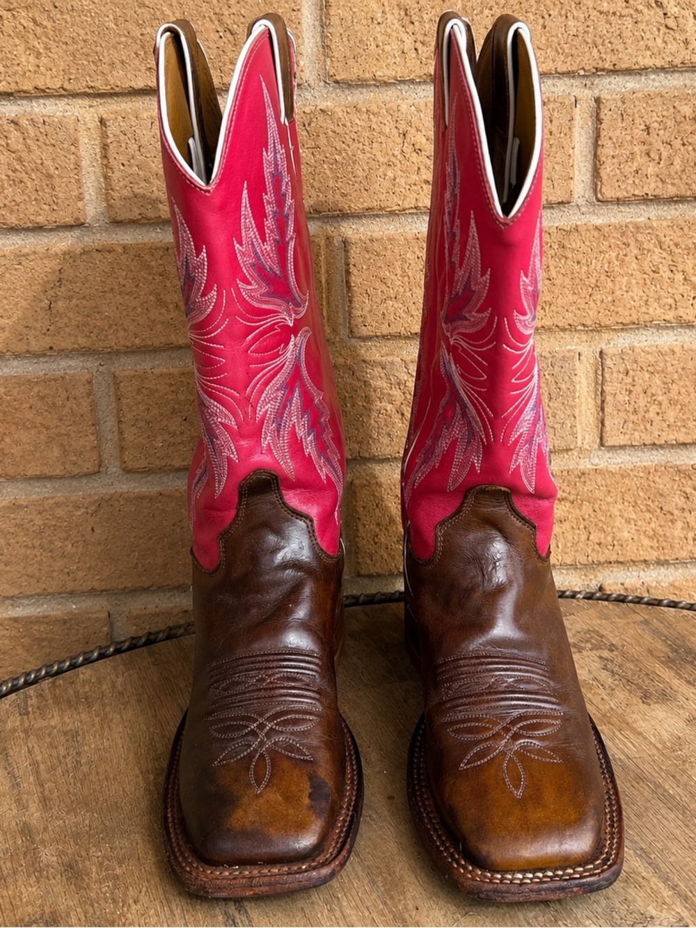 Women’s Justin Brown Leather & Pink Western Cowboy Boots